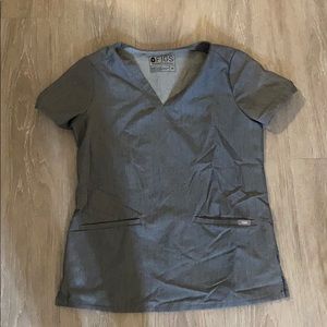 Figs gray two pocket top
